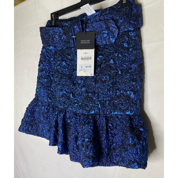 Zara Dresses & Skirts - Zara Festive collection Ruffle mini skirt 💙